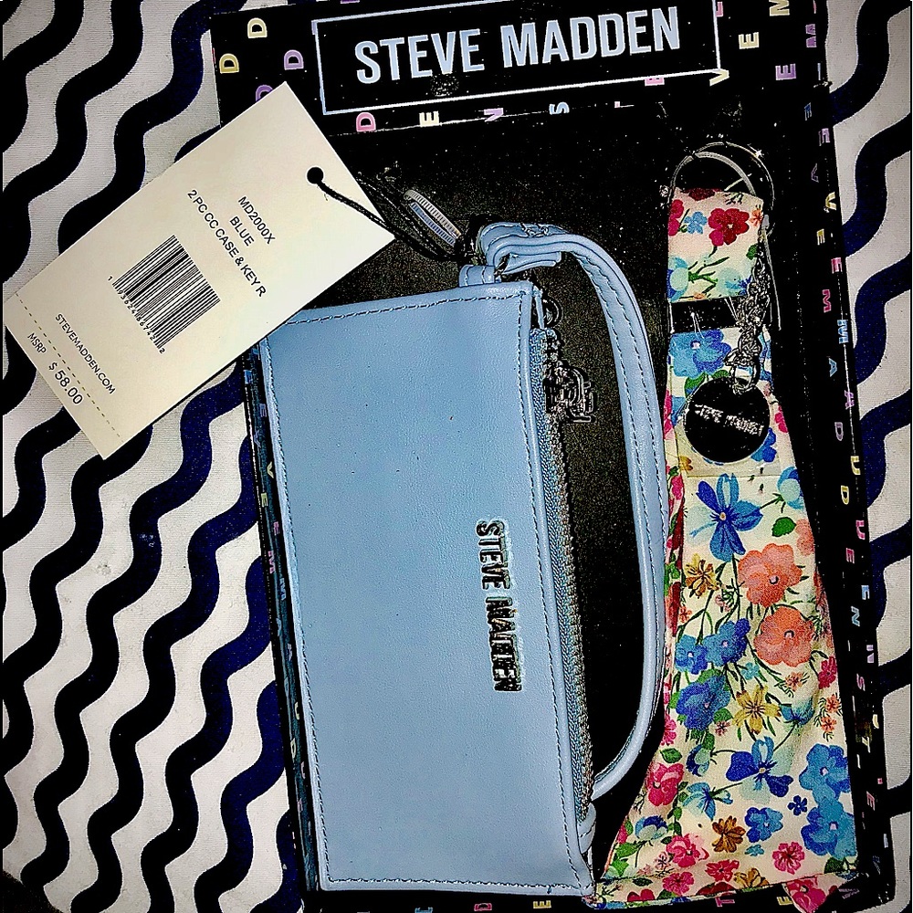 Brand new, Steve Madden wallet with keychain.